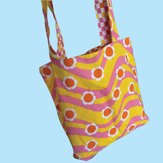 Wavy Floral Tote Bag