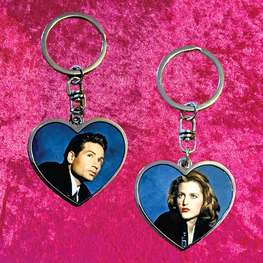 Dana Scully & Fox Mulder X-Files Heart Keychain
