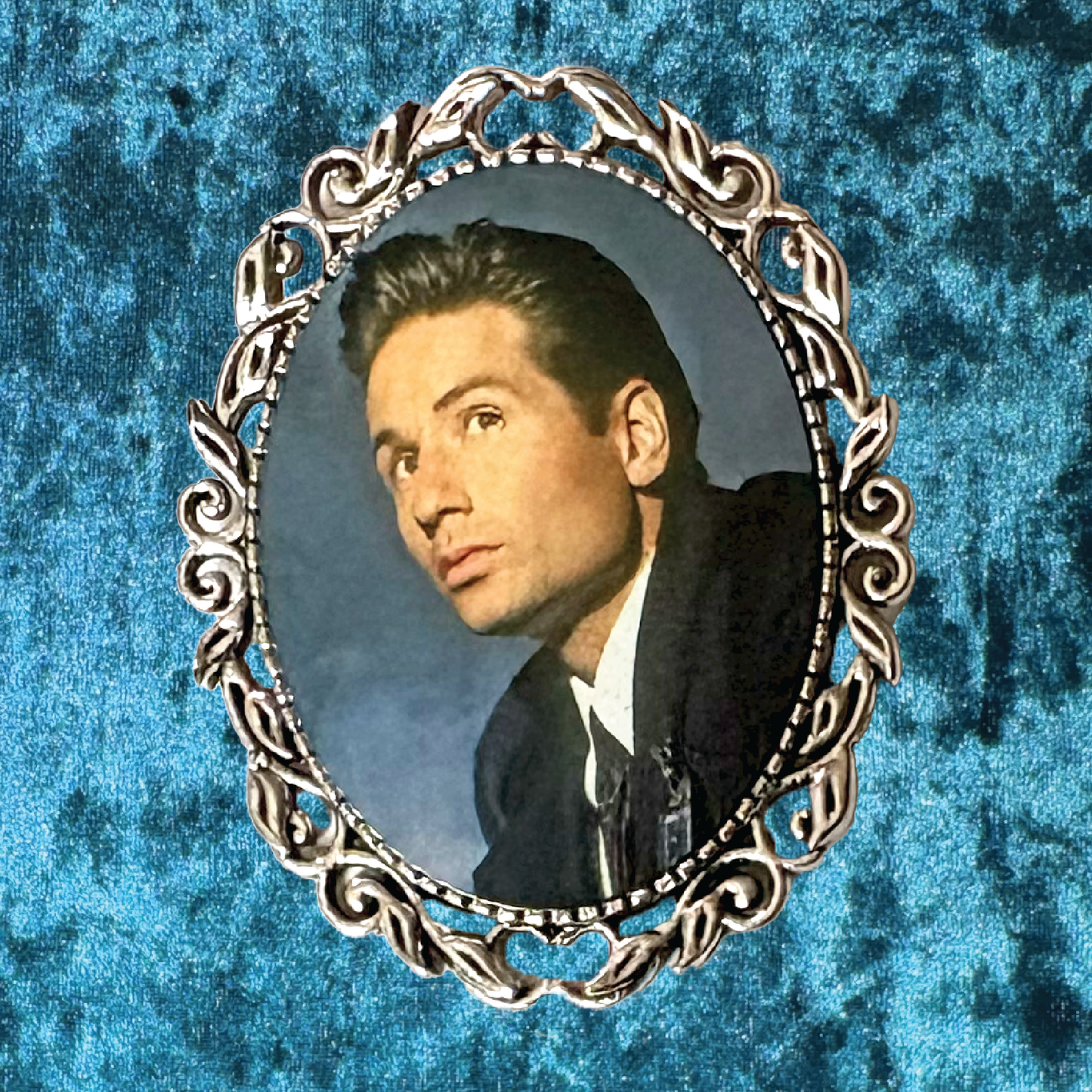 The X-Files Mulder Brooch