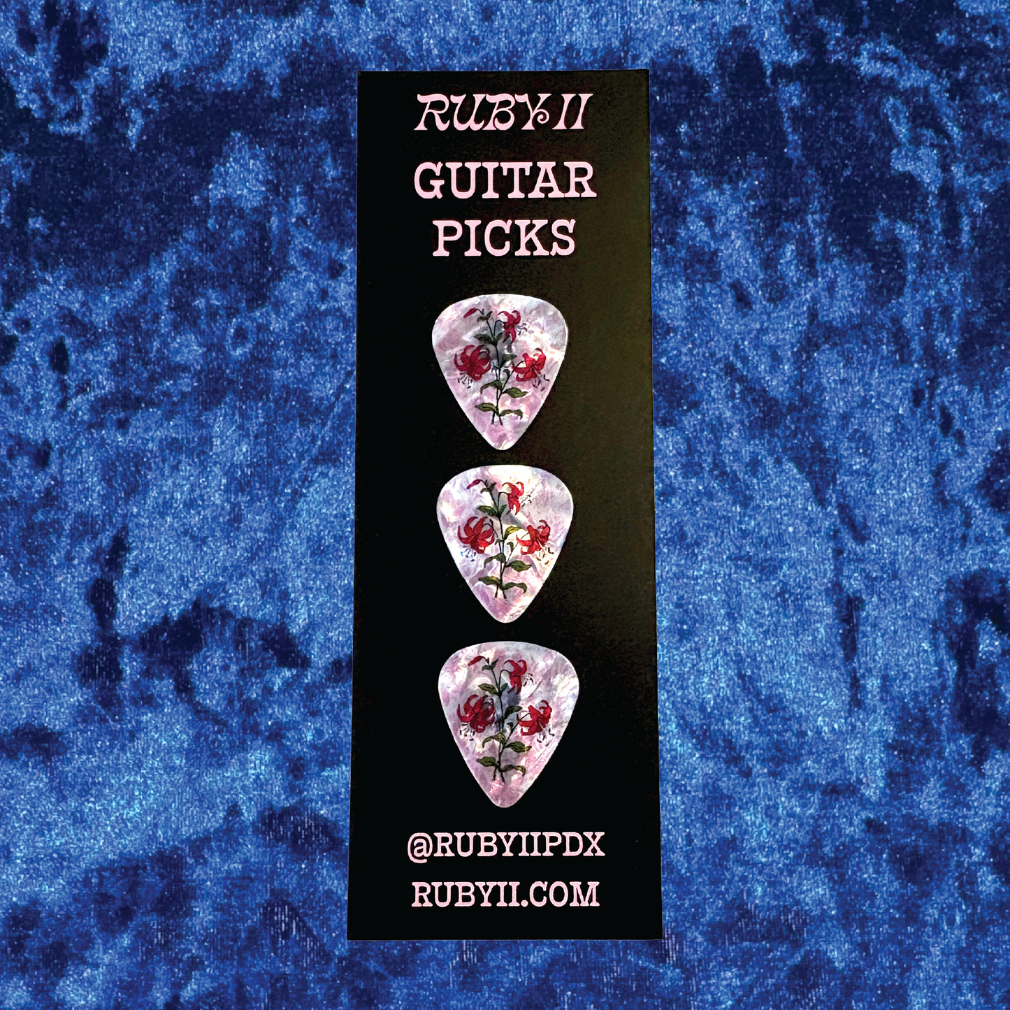 Tiger Lily Pearl Guitar Picks (3 Pack)