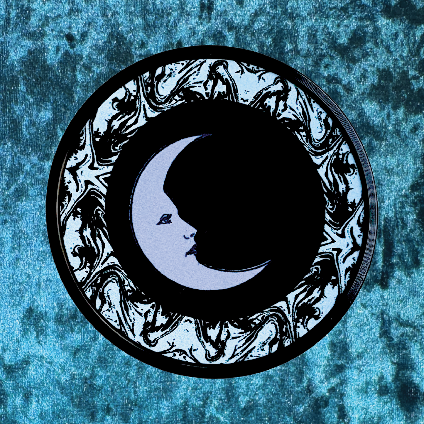La Luna Herb Grinder