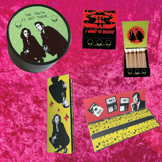 X-Files Smoking Accessory Pack